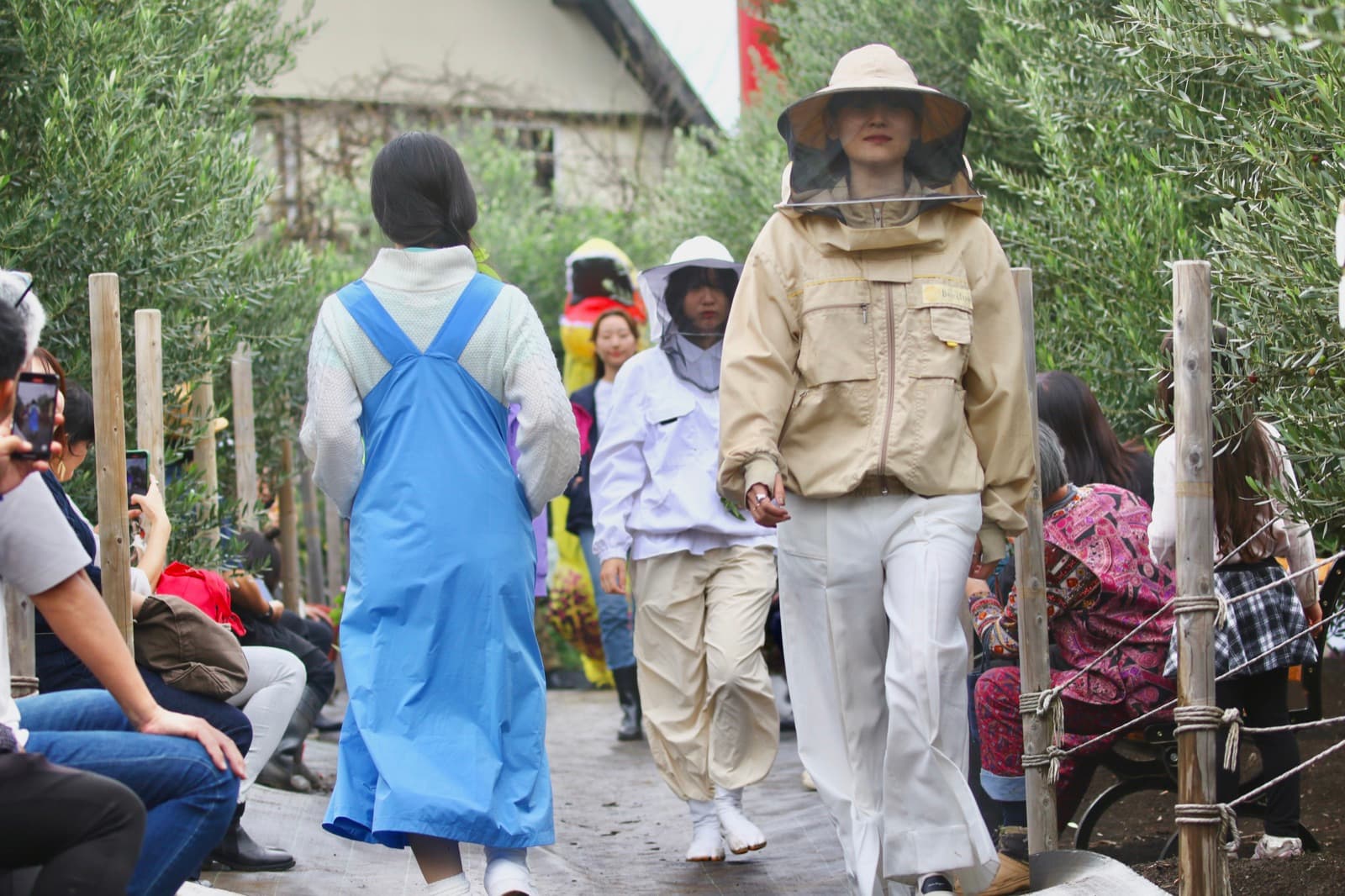 ウォーキング・ポージングレッスン